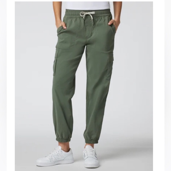 Vuori Women's Large Scout Jogger Army Green NWT Performance Elastic Waistband - Picture 6 of 7